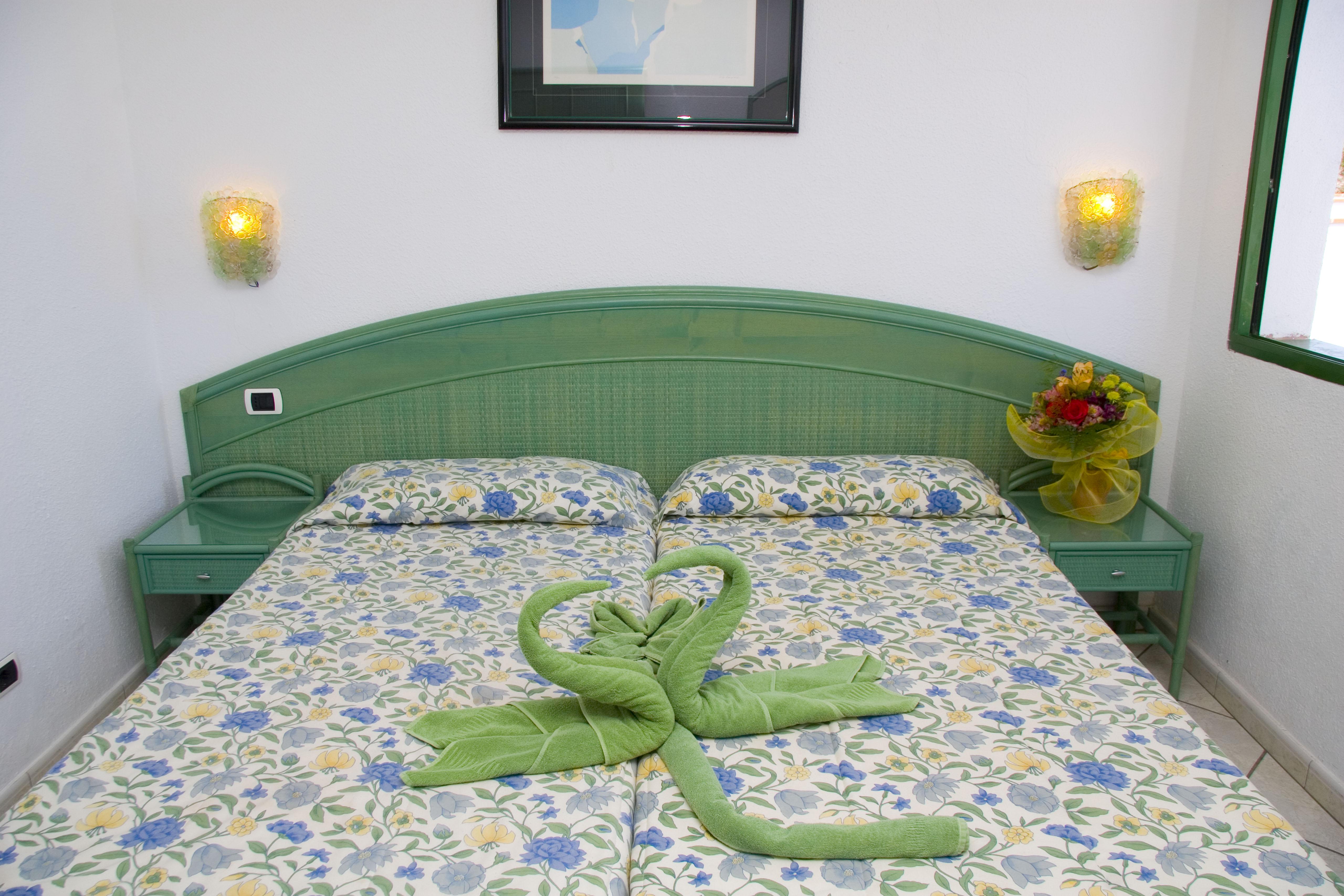 Aparthotel Esquinzo Y Monte Del Mar Playa De Esquinzo Екстериор снимка
