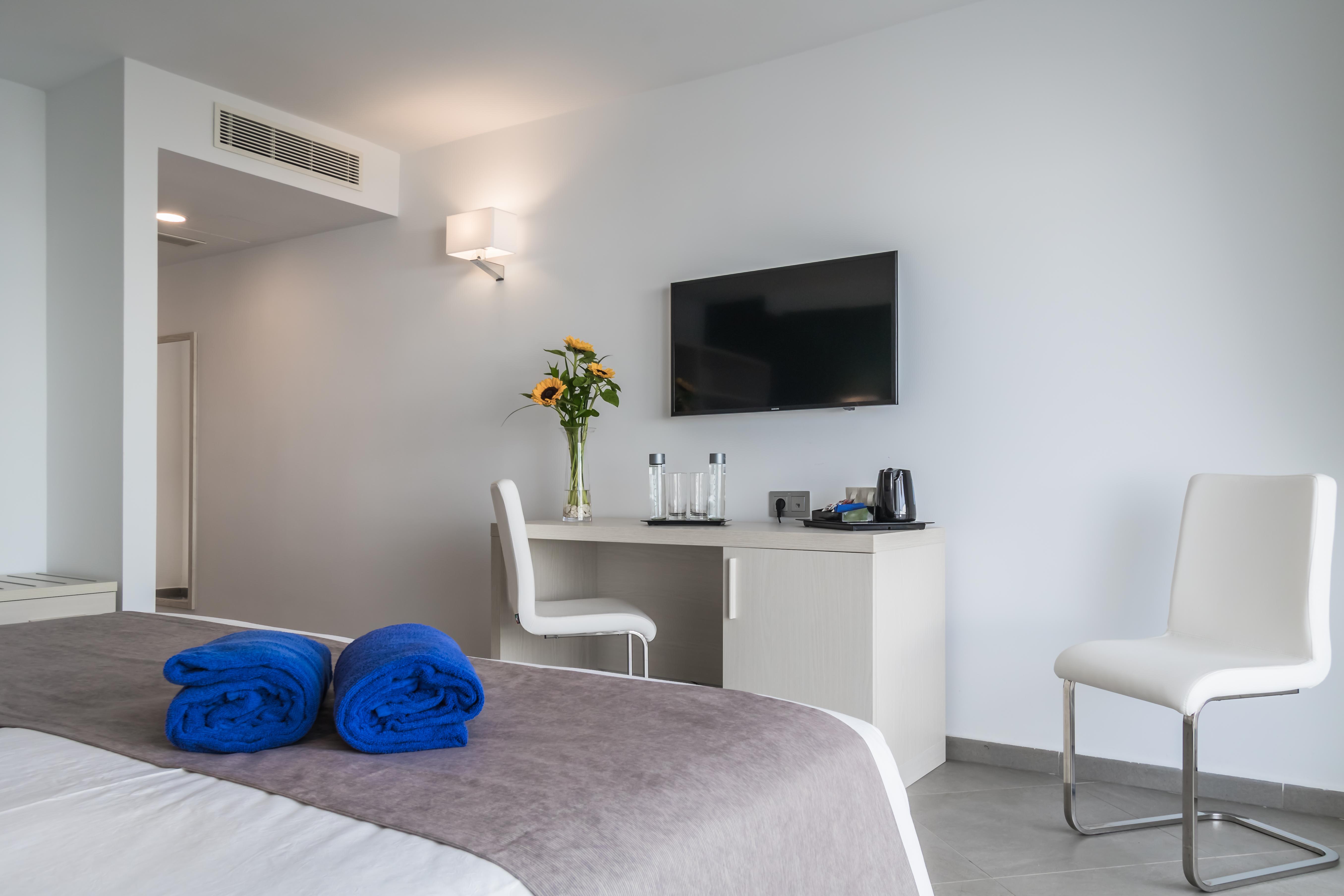 Aparthotel Esquinzo Y Monte Del Mar Playa De Esquinzo Екстериор снимка