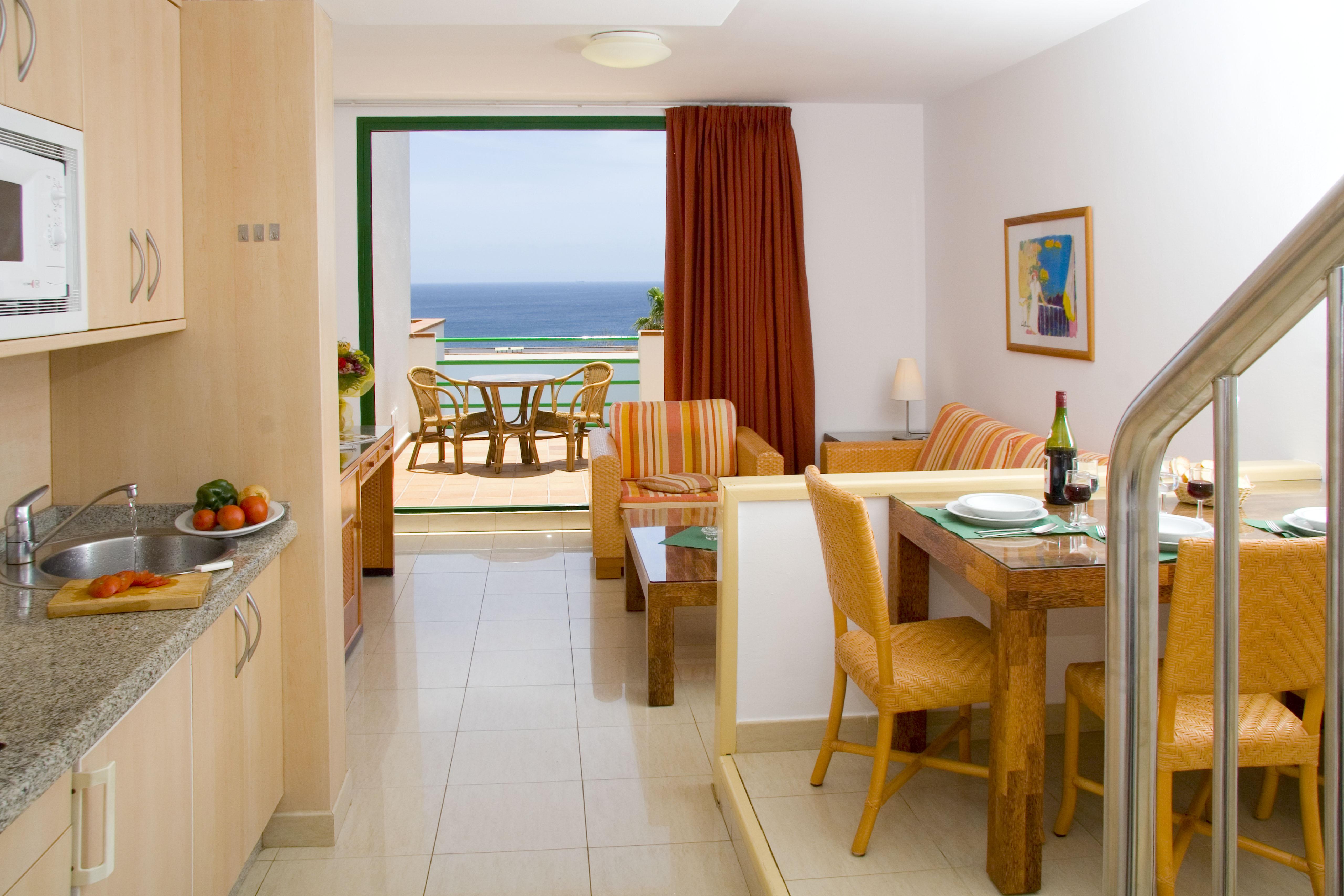 Aparthotel Esquinzo Y Monte Del Mar Playa De Esquinzo Екстериор снимка