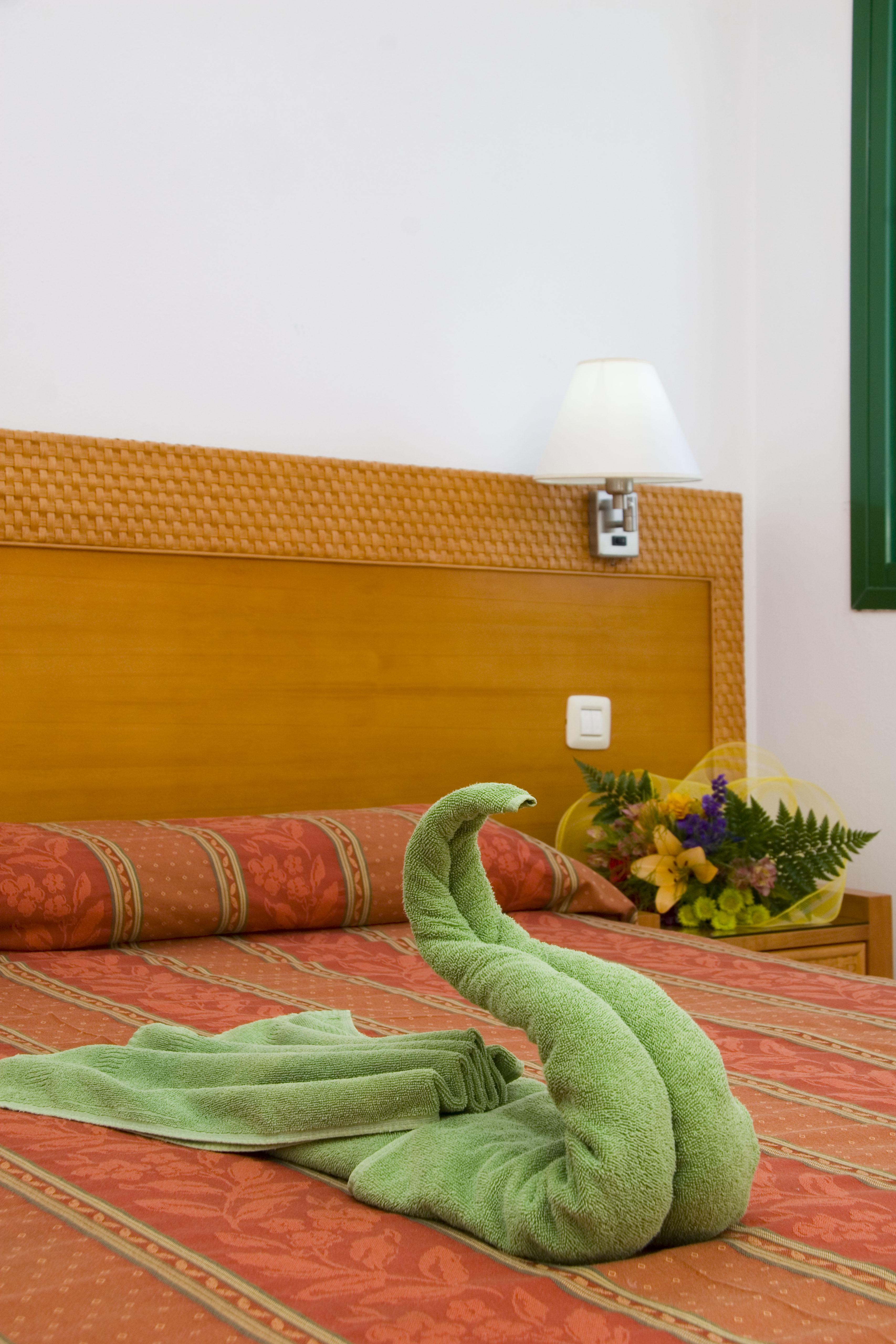 Aparthotel Esquinzo Y Monte Del Mar Playa De Esquinzo Екстериор снимка
