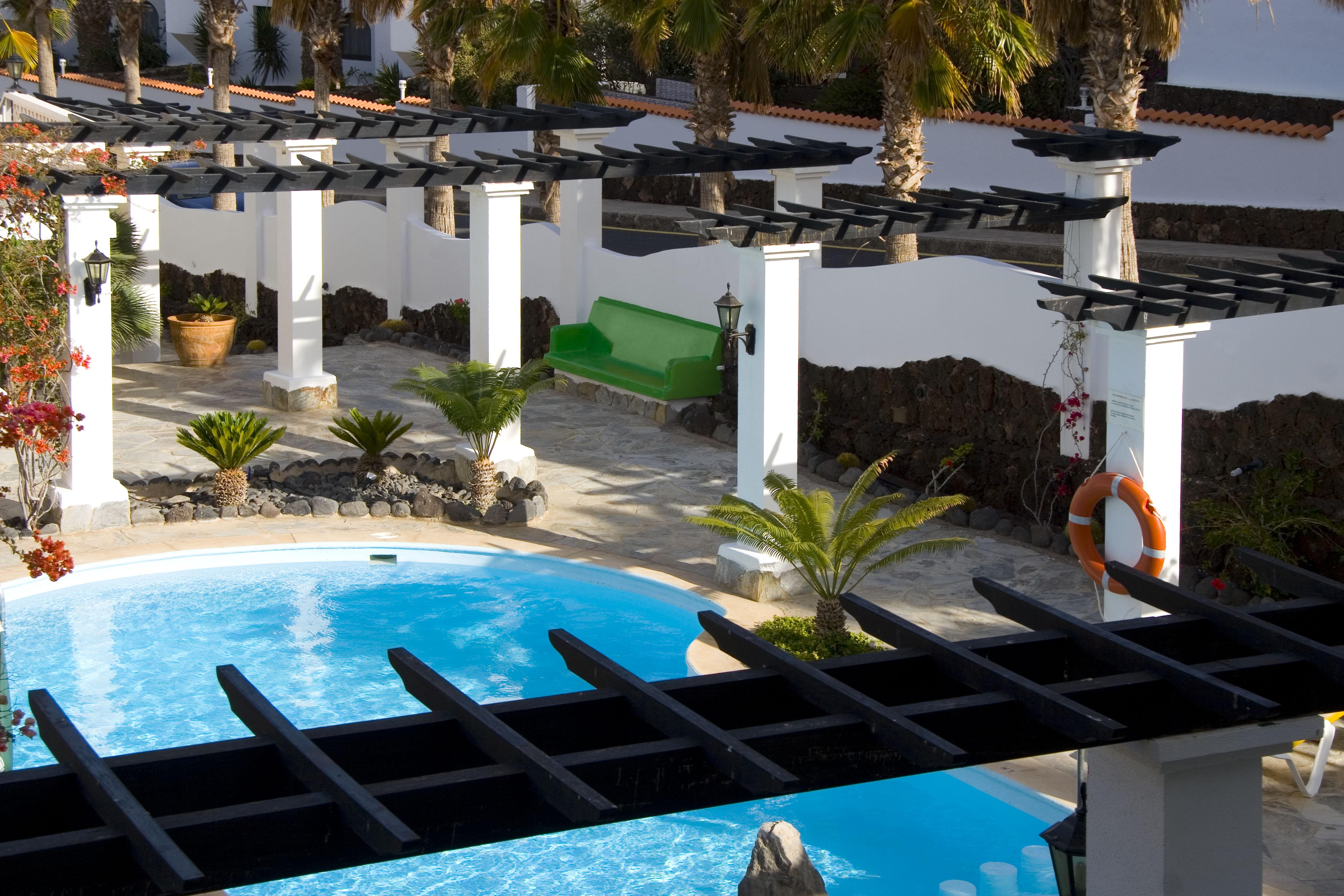 Aparthotel Esquinzo Y Monte Del Mar Playa De Esquinzo Екстериор снимка