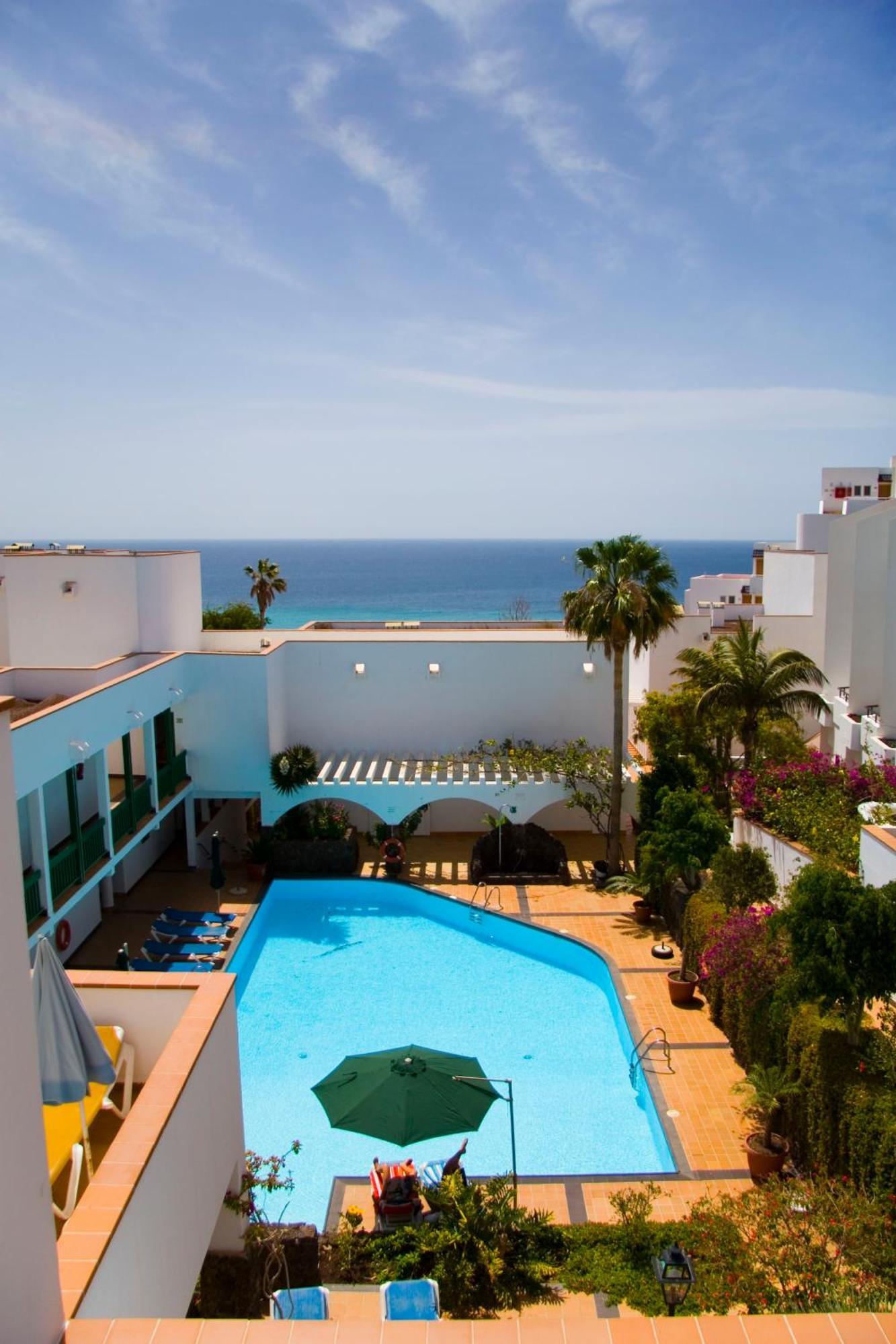 Aparthotel Esquinzo Y Monte Del Mar Playa De Esquinzo Екстериор снимка
