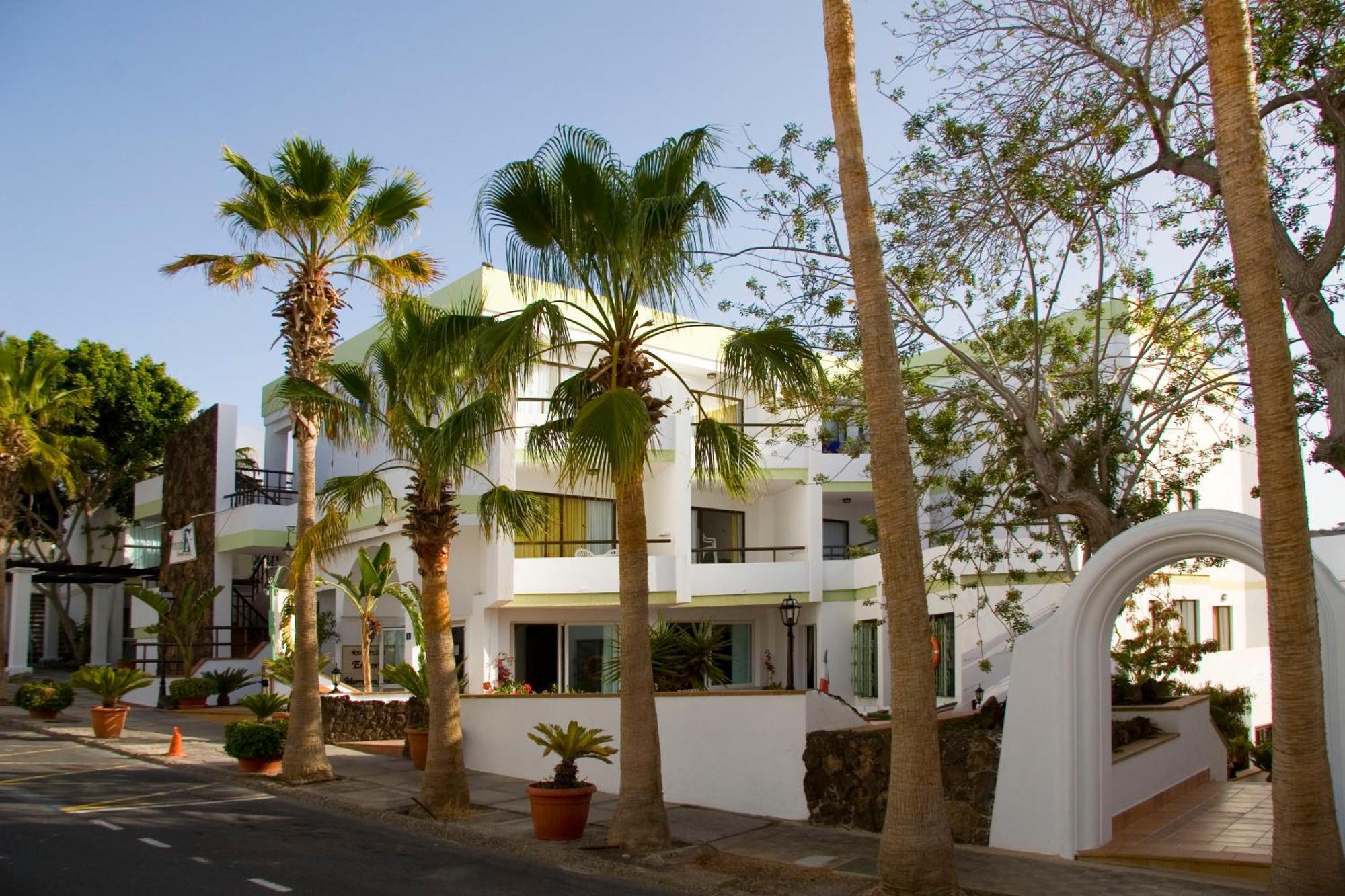 Aparthotel Esquinzo Y Monte Del Mar Playa De Esquinzo Екстериор снимка