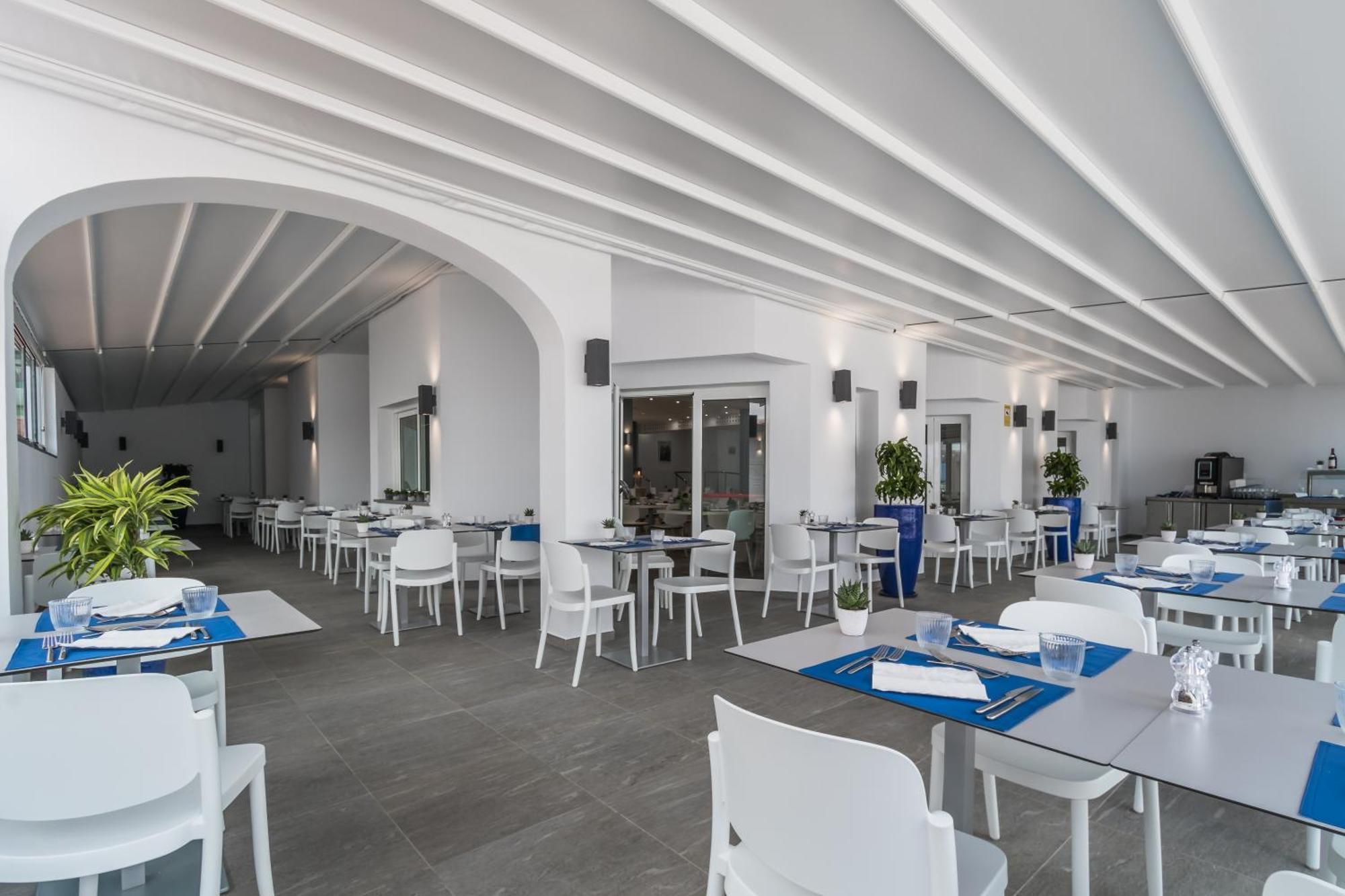 Aparthotel Esquinzo Y Monte Del Mar Playa De Esquinzo Екстериор снимка