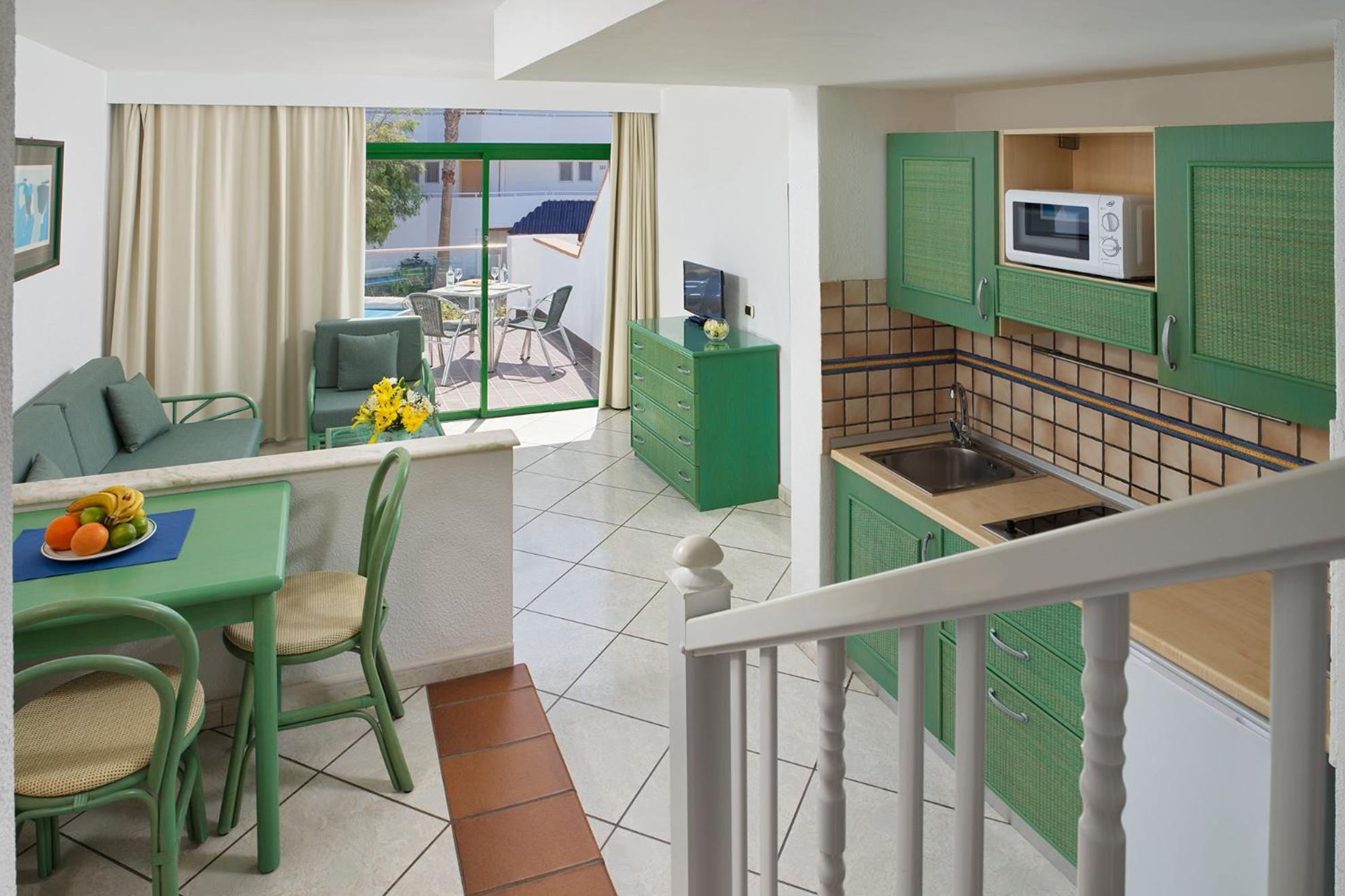 Aparthotel Esquinzo Y Monte Del Mar Playa De Esquinzo Екстериор снимка